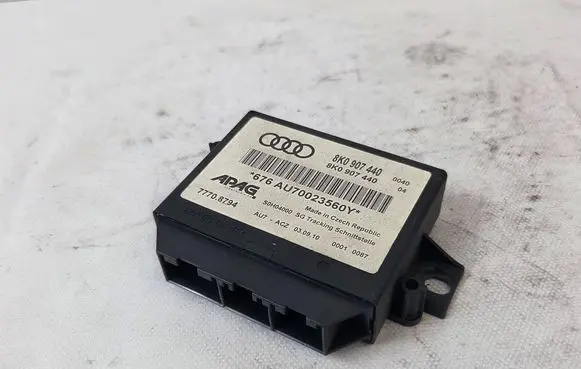 Audi Q7 4L Parking PDC control unit/module 8K0907440 77708794