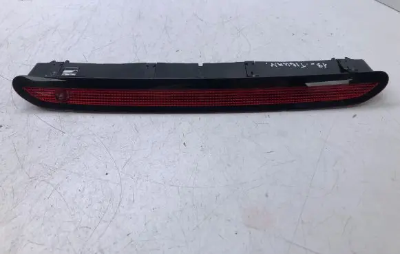 Volkswagen Tiguan Allspace Third/center stoplight 5G0945087B