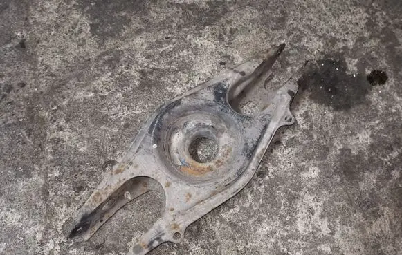 Mercedes-Benz E W212 Coil spring/strut mount 