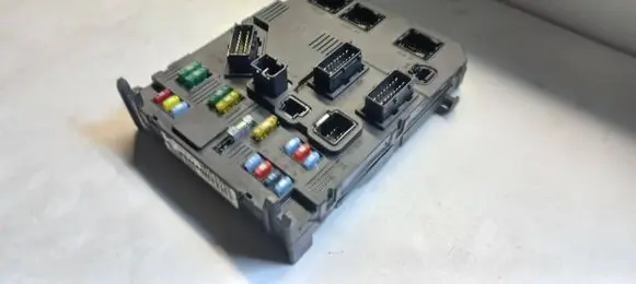 Peugeot 407 Comfort/convenience module S120104700L 9655708380 BSIS0200