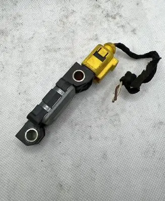 Audi A6 S6 C5 4B Airbag deployment crash/impact sensor 4B0959643C 061202 0231A09S7PLK