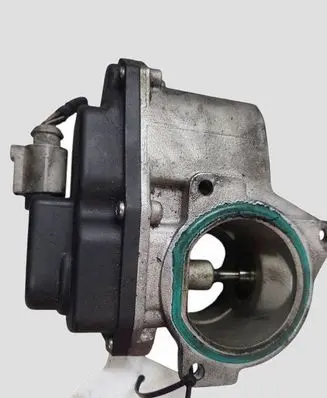 Volkswagen PASSAT CC EGR valve