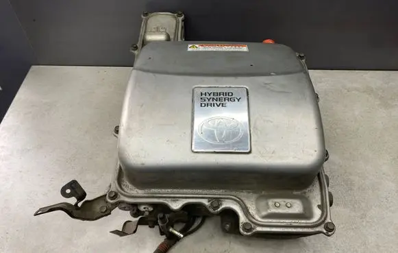 Toyota Prius (XW20) Voltage converter inverter G920047100 N116YB061