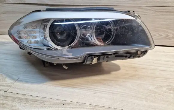 BMW 5 F10 F11 Headlight/headlamp 7203246
