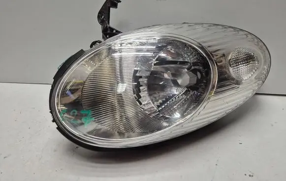 Nissan Micra Headlight/headlamp 26010BC500.BSP