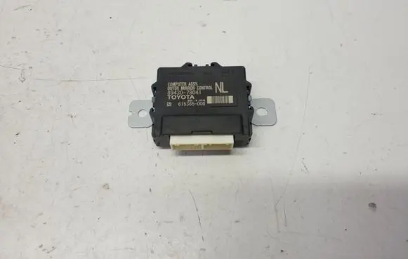 Lexus NX Wing mirror control module 8943078041 615365000