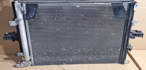 Volvo V70 Radiator set 30723908 8687585