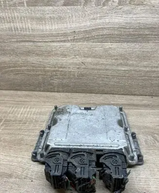 Citroen Xsara Picasso Engine control unit/module 9647693180 0281011084