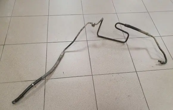 Power steering hose/pipe/line