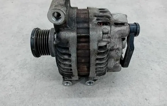 Peugeot 308 Generator/alternator V757695680