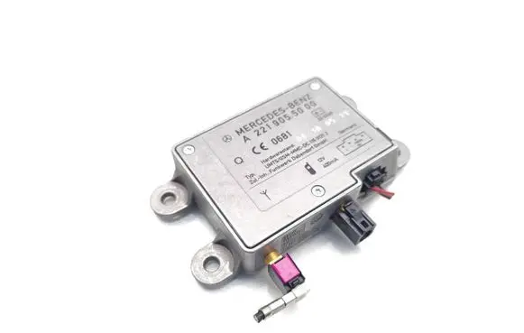 Mercedes-Benz ML W164 Aerial antenna amplifier A2219055000