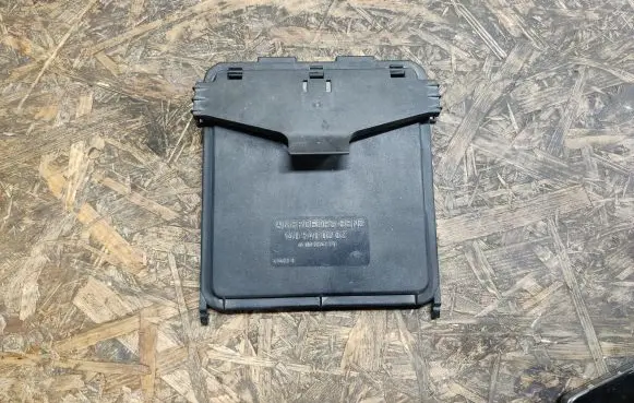 Mercedes-Benz S W140 Fuse box cover 1405400282