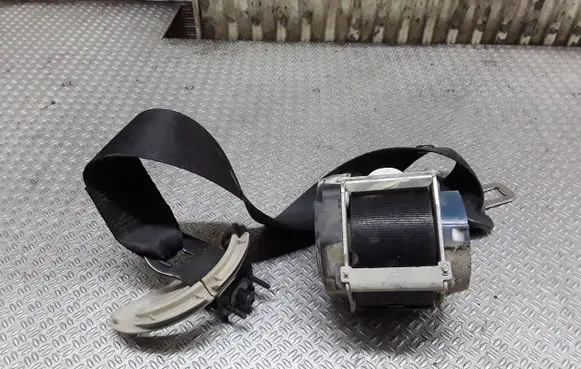 Alfa Romeo 159 Front seatbelt