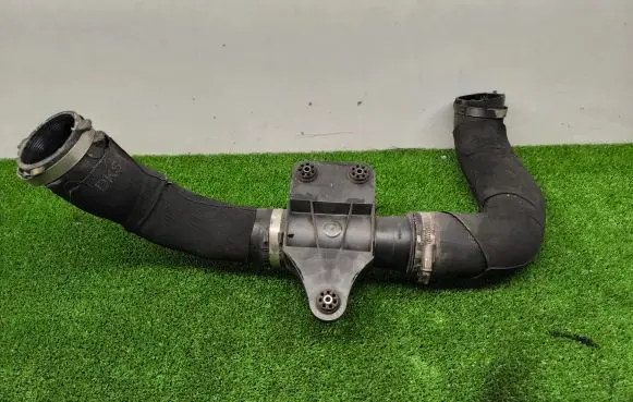 Audi A7 S7 4G Intercooler hose/pipe 4G0145673R
