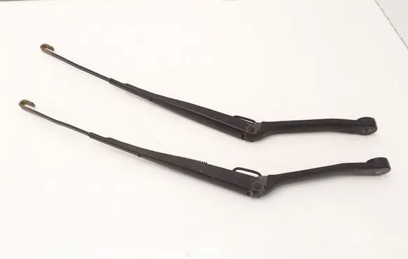 Ford Maverick Front wiper blade arm 89813641