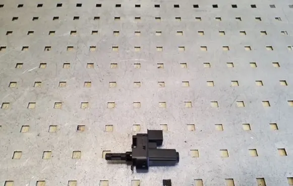 Clutch pedal sensor