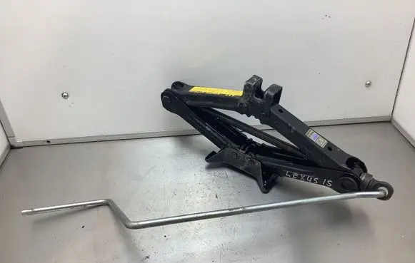 Lexus IS 220D-250-350 Lift Jack 