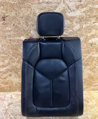 Porsche Macan (95B) Rear seat 