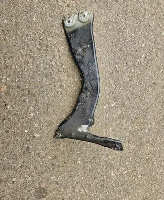 Audi Q3 F3 Fender mounting bracket 83A821132