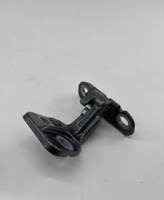 Land Rover Discovery Sport Rear door lower hinge 228a65cb