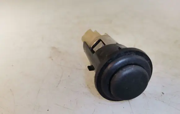 Renault Master III Cigarette lighter 