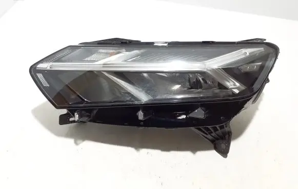 Dacia Sandero III Headlight/headlamp 260608545R