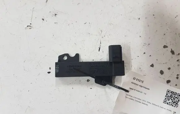 Jaguar XF X250 Aerial antenna amplifier 6G9115K603KB