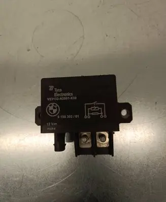 BMW X5 F15 Coolant fan relay 9198302 V23132A2001330
