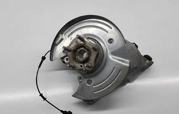 Jaguar XE Rear wheel hub GX635A970AF