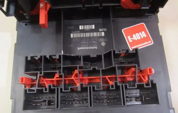 Volkswagen PASSAT B6 Other control units/modules 3C0937049J