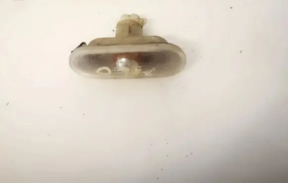 Seat Leon (1M) Front fender indicator light 6l0949117a