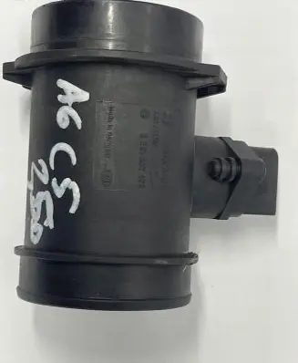 Audi A4 S4 B5 8D Mass air flow meter 0281002429 059906461E