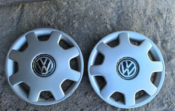 Volkswagen Lupo R13 wheel hub/cap/trim 6N0601147C