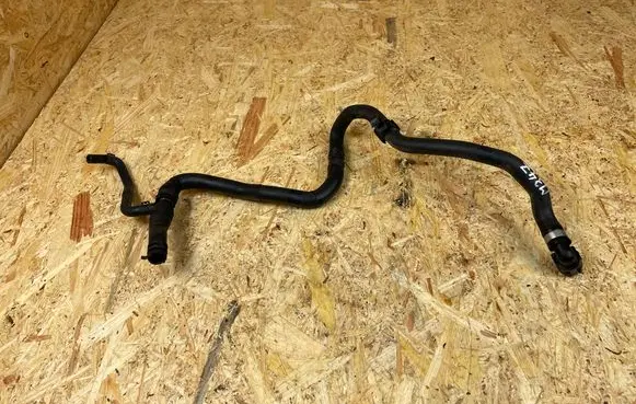 Volkswagen PASSAT B8 Engine coolant pipe/hose 5WA121053A