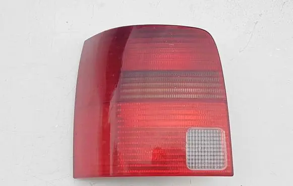 Volkswagen PASSAT B5 Rear/tail lights 3B5945095F 3B5945111D 3B9945095F