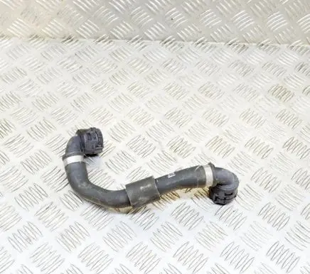 BMW 5 G30 G31 Engine coolant pipe/hose 8602626