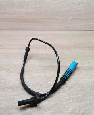 BMW 5 E60 E61 ABS brake wheel speed sensor 6908705