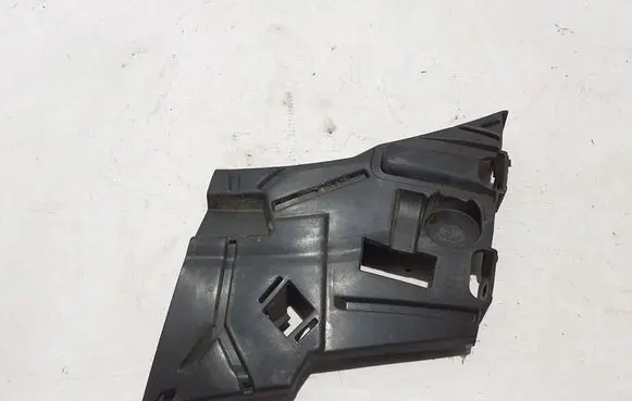 Volvo XC60 Front bumper mounting bracket 31425164