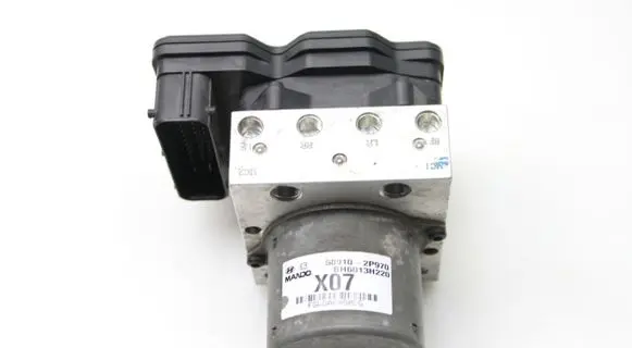 KIA Sorento ABS Pump 589102P970