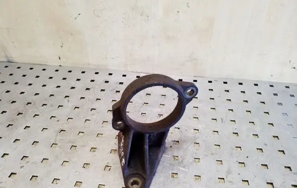 Toyota Avensis Verso Driveshaft support bearing bracket 