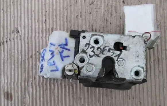Fiat Albea Rear door lock