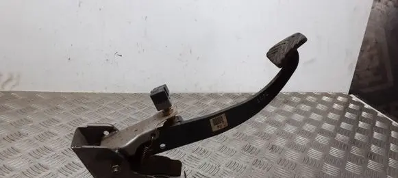 Hyundai Santa Fe Brake pedal 9381038100