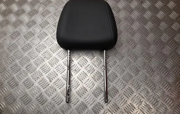 Opel Astra K Rear seat headrest 754