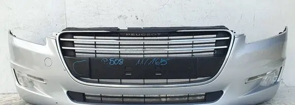 Peugeot 508 Front bumper 9686572177