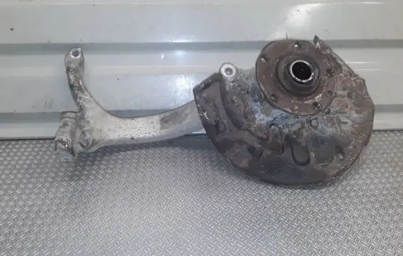 Audi A4 S4 B7 8E 8H Front wheel hub spindle knuckle 