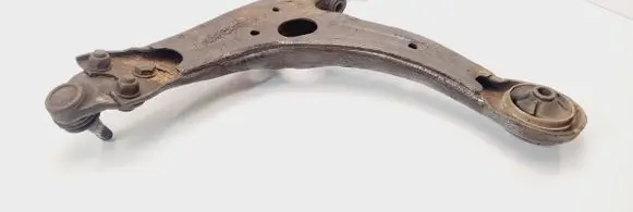 Toyota Avensis T250 Front lower control arm/wishbone