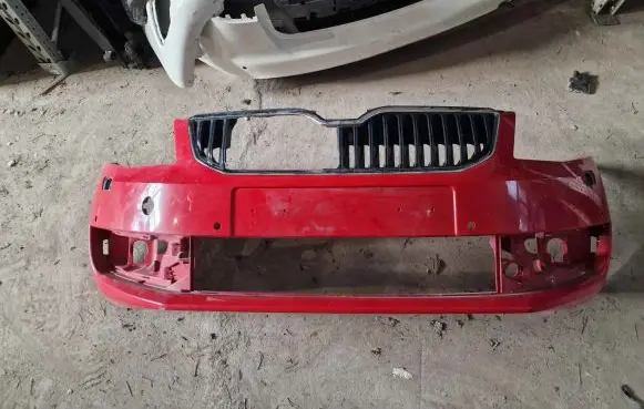 Skoda Octavia Mk3 (5E) Front bumper 5E0807221