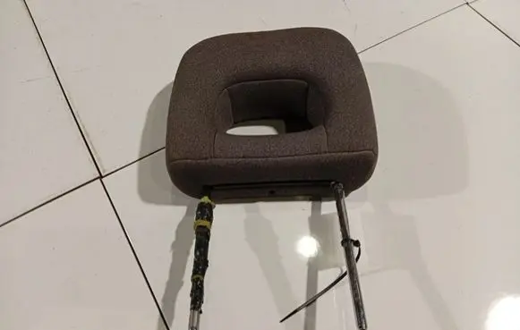 Mazda Premacy Front seat headrest