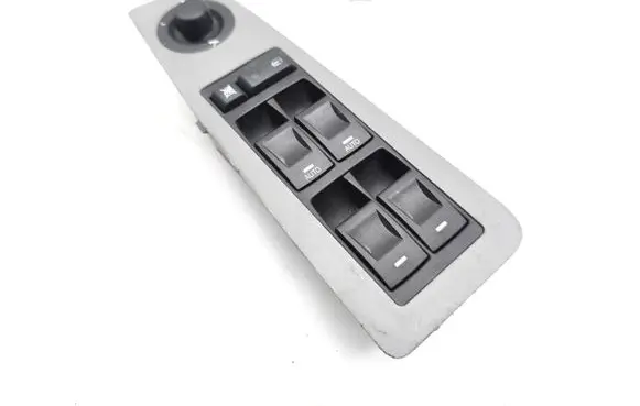 Chrysler 300 - 300C Electric window control switch 04602736AA P04602736AA