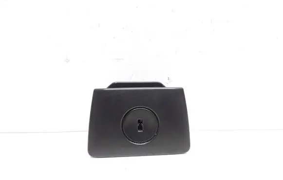 Volvo XC90 Glove box lock 